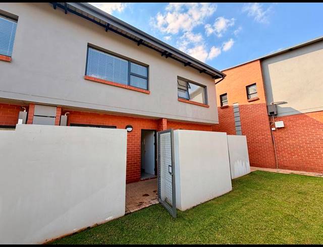 2 BEDROOM PROPERTY TO RENT IN OLYMPUS AH
